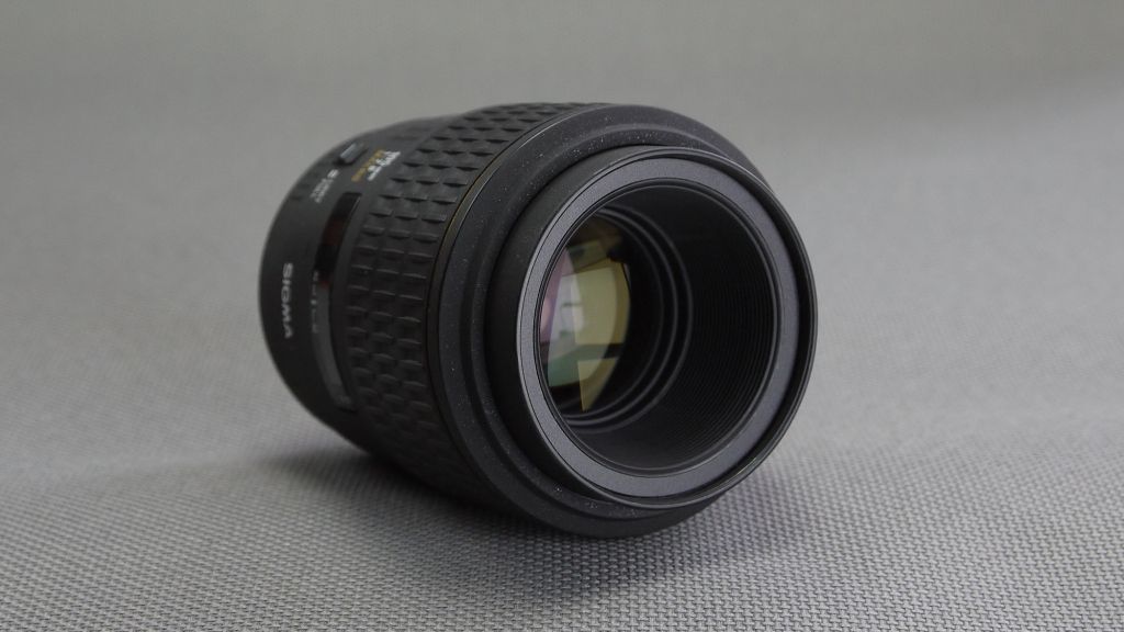 Об'єктив Sony AF Sigma 105mm/2.8 EX Macro макрообъектив для Sony/Minolta Ф58mm Вживане - фото фото фото 1