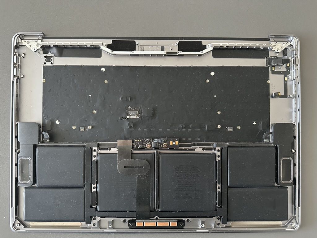 Топкейс для ноутбука Apple MacBook Pro A1990 Original - фото фото фото 6
