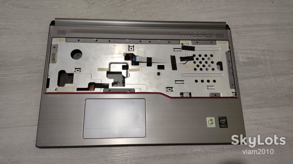 верх і корито Fujitsu E754 - фото фото фото 0