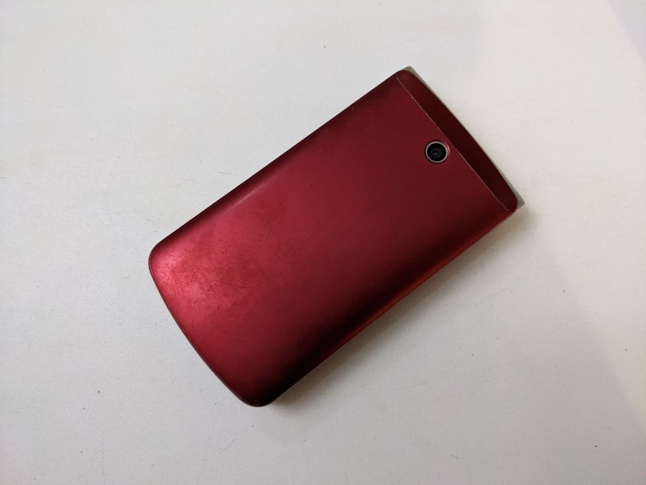 Мобільний телефон Lg g360  бу. red - фото фото фото 2