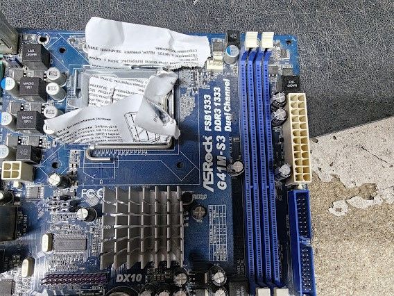 Мат. плата ASRock G41M-S3 LGA775 G41 PCI-E+SVGA+LAN SATA MicroATX 2DDR3 № НР260503118 - фото фото фото 1