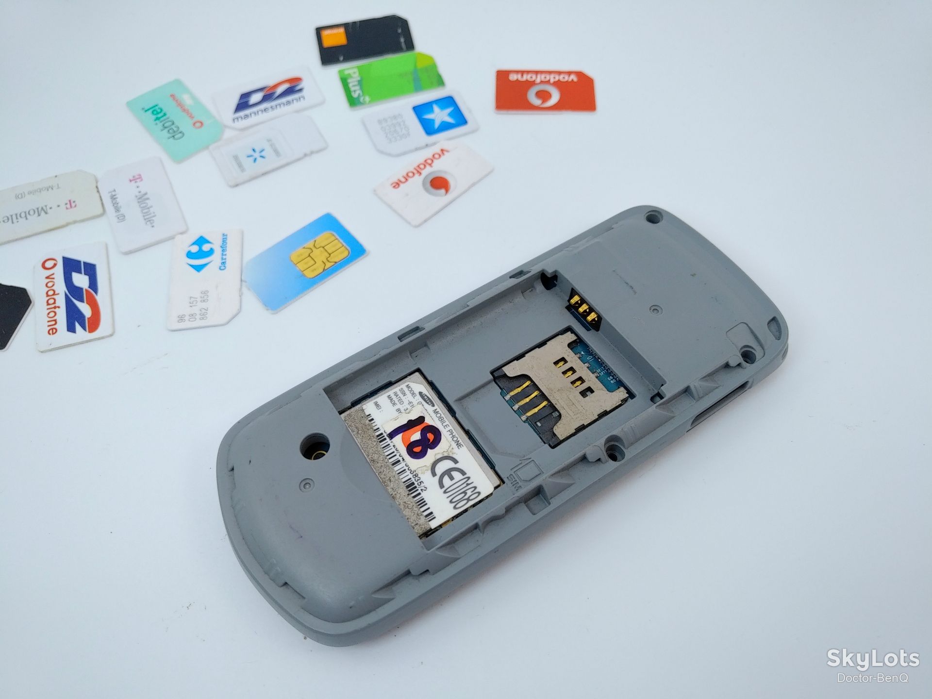 Samsung E1080 не вмикається - фото фото фото 2