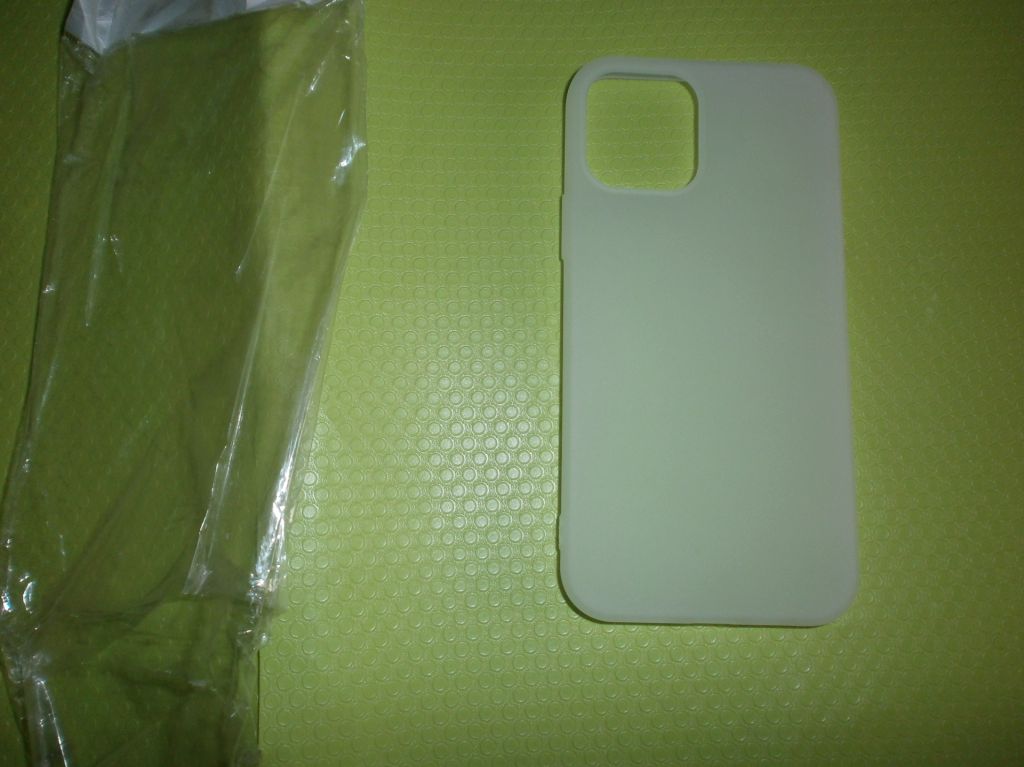 Силиконовый чехол-накладка для iPhone 12 / 12 Pro, белый, новый - фото фото фото 0