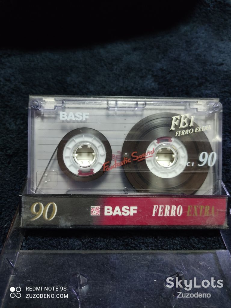 Б/У Аудио кассета BASF Ferro Extra I 90 - фото фото фото 0