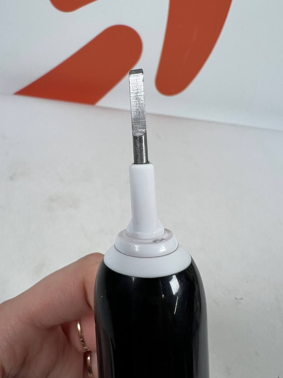 Лот № 15285 Електрична зубна щітка Oral-B Pro Series 1 - фото фото фото 5