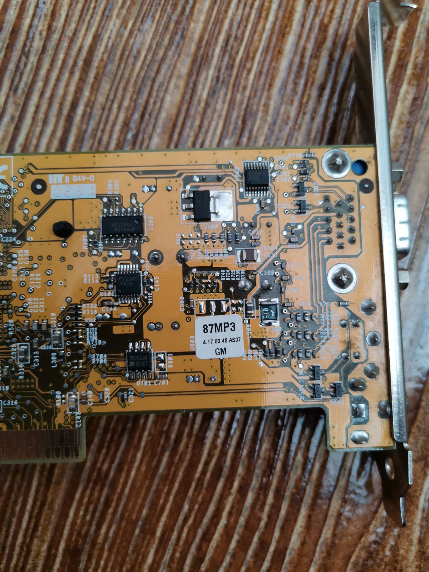 Видеокарта Asus V8170 Magic 64mb DDR AGP - фото фото фото 3