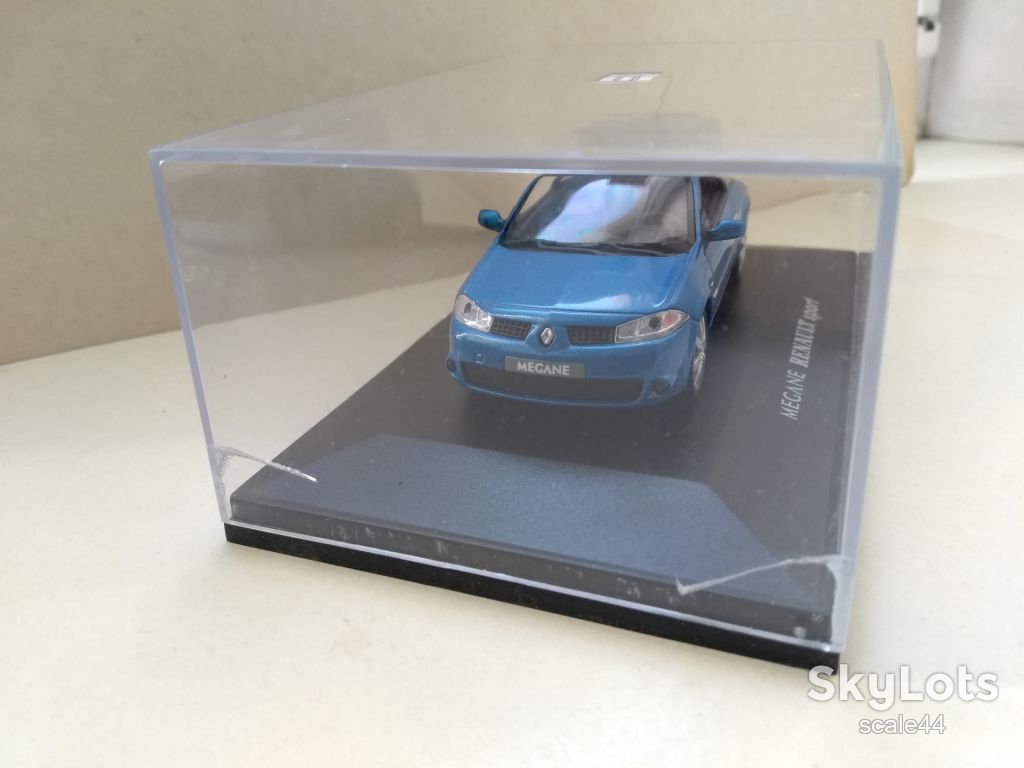 Renаult Megan Sport.Universal Hobbies.1:43 - фото фото фото 2