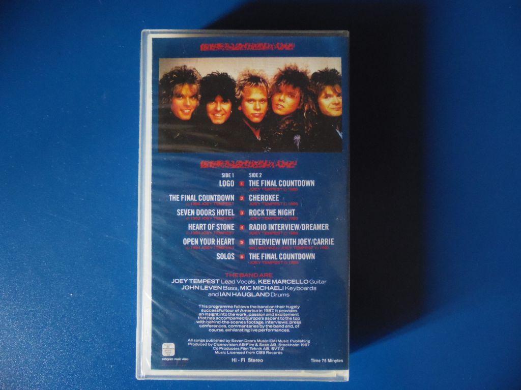 Видеокассета VHS Europe "In America" - фото фото фото 1