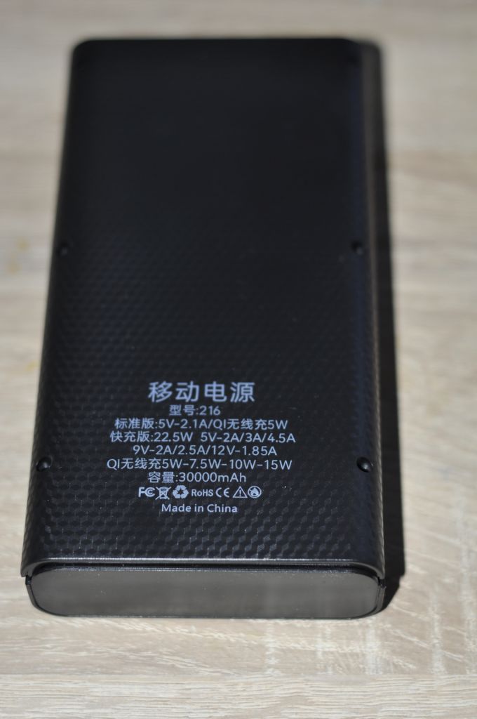 Power bank 28000mAh Dual USB/Type-C/microUSB/Lightning LG - фото фото фото 2