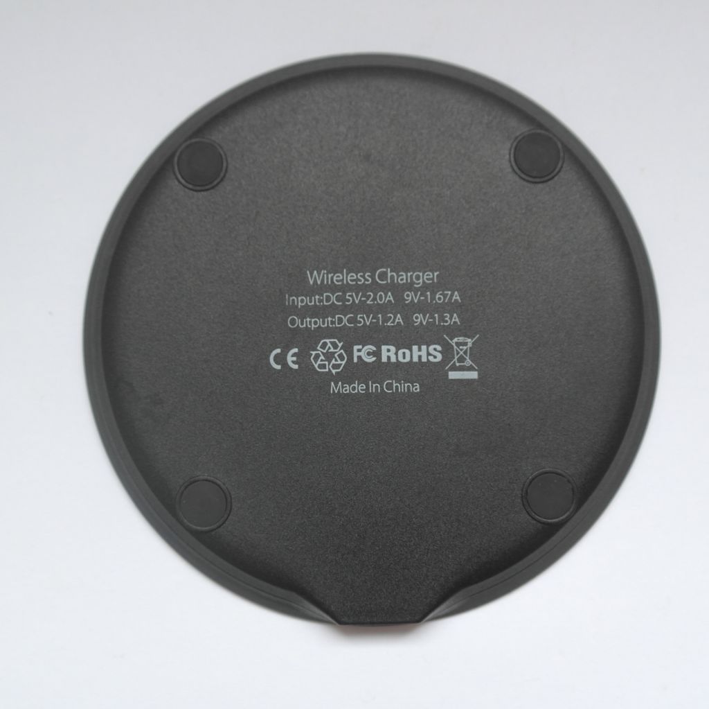 Беспроводное зарядное устройство - Wireless Fast Charging - фото фото фото 1