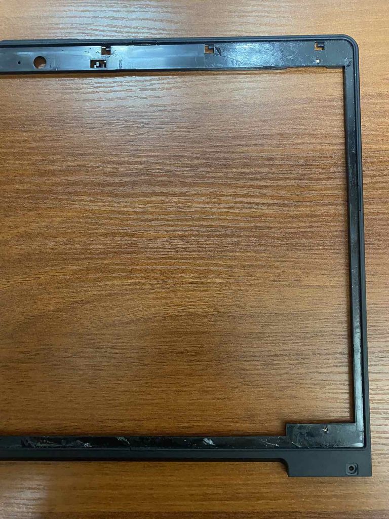 Asus VivoBook S550 Рамка матрицы - фото фото фото 3