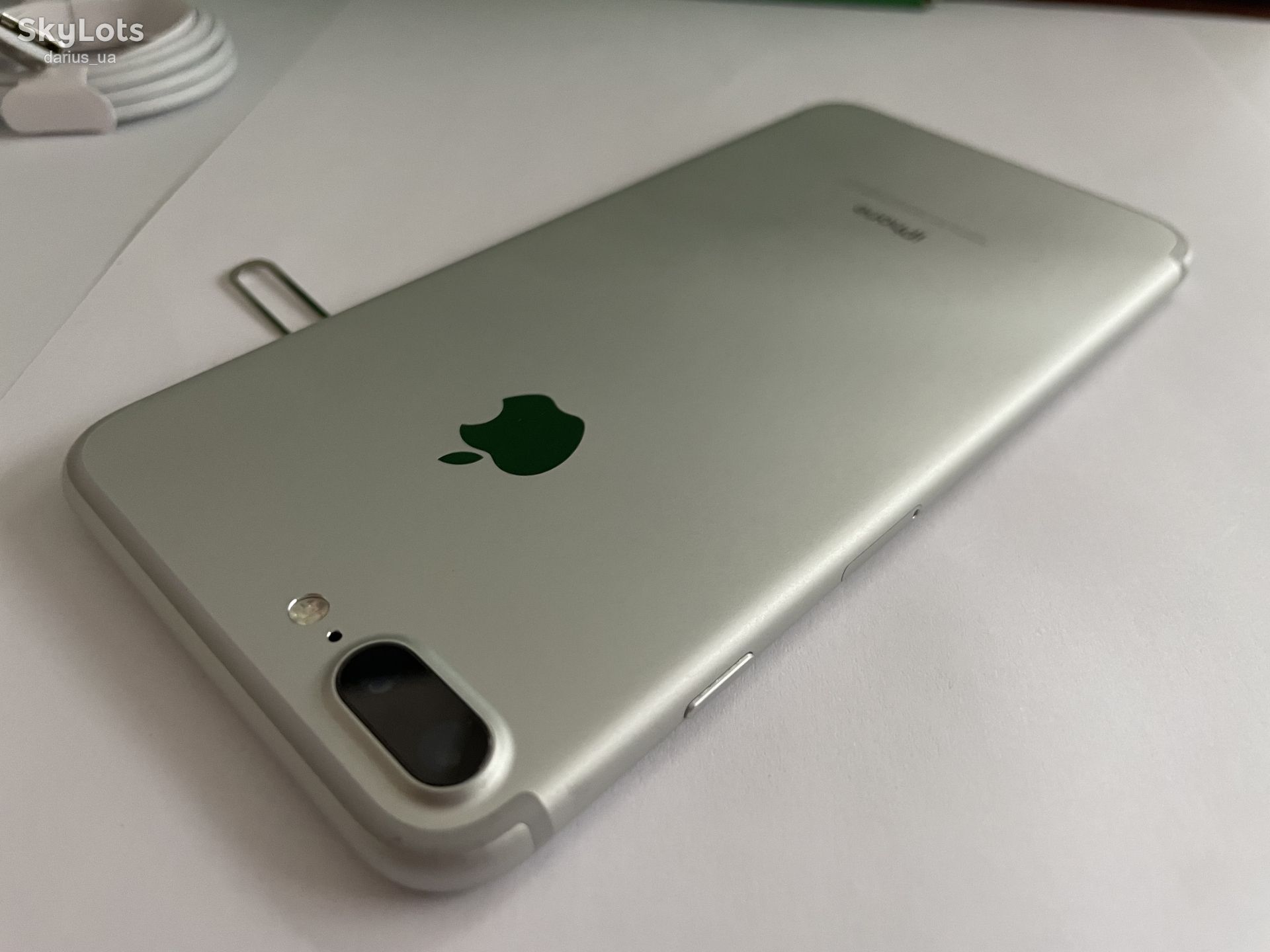 Apple iPhone 7 Plus 32GB Silver - фото фото фото 9