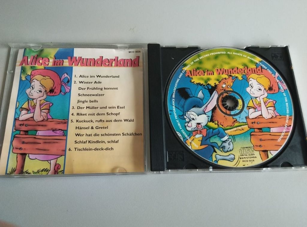 Alice im Wunderland – Märchen und Lieder  (CD, німецькою, 1995) - фото фото фото 2
