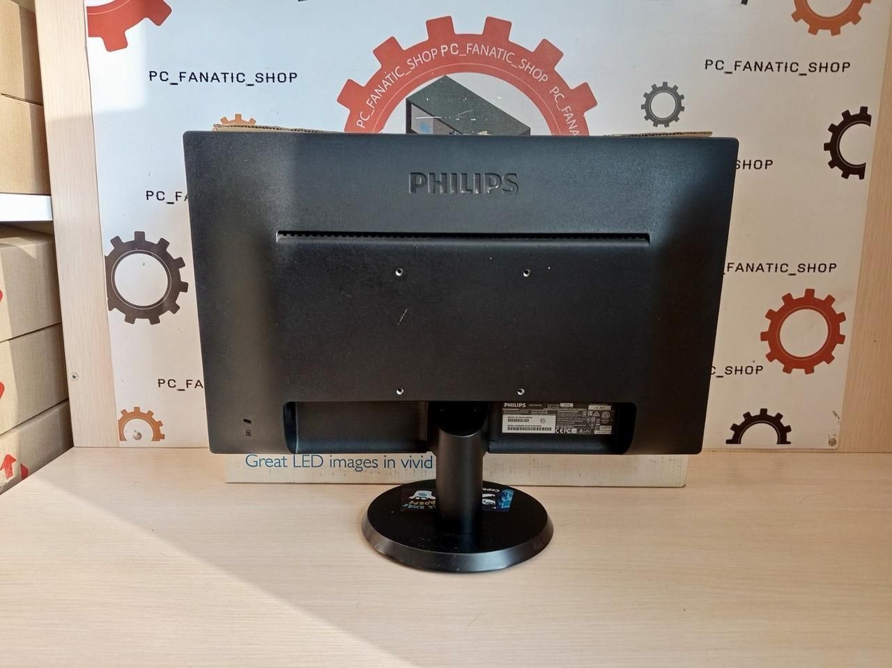 Монітор Philips 193V5LSB2/62 Гарантія 1 місяць - фото фото фото 1