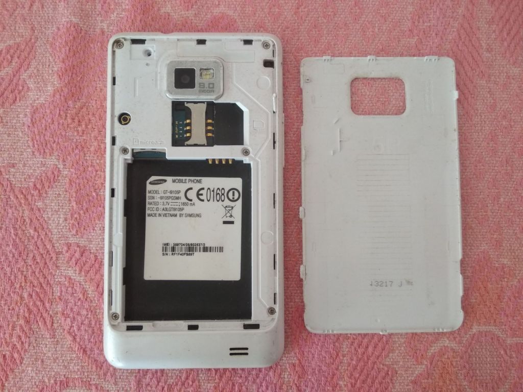 Мобильный телефон смартфон Samsung ﻿Gt-i9105p - фото фото фото 2