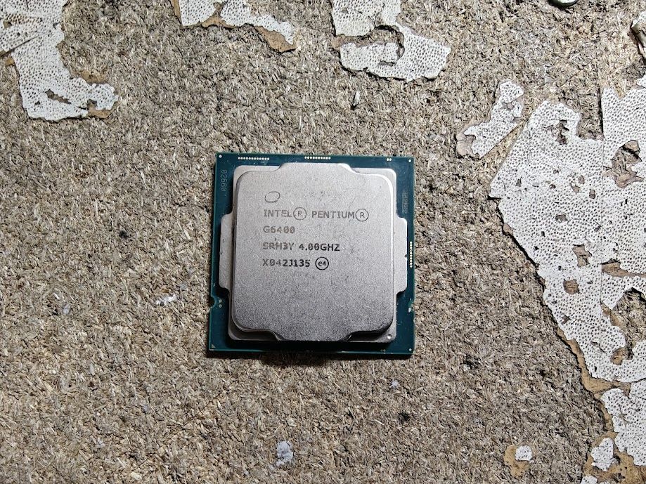 Процессор Intel Pentium Gold G6400 4.0GHz/8GT/s/4MB LGA1200 № 261404400 - фото фото фото 0