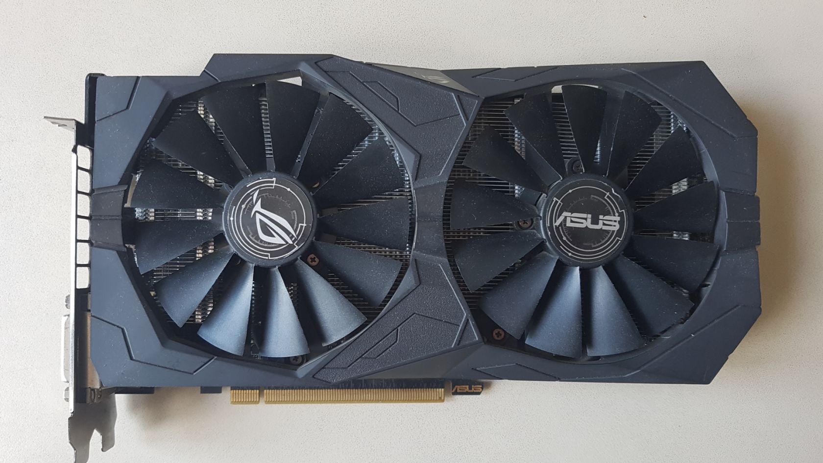Видеокарта Asus RX 570 4GB - фото фото фото 1