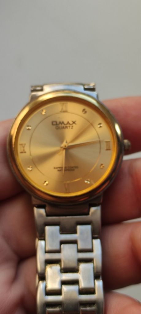 Винтажные часы Omax б/у на ходу новая батарейка bn722 - фото фото фото 2
