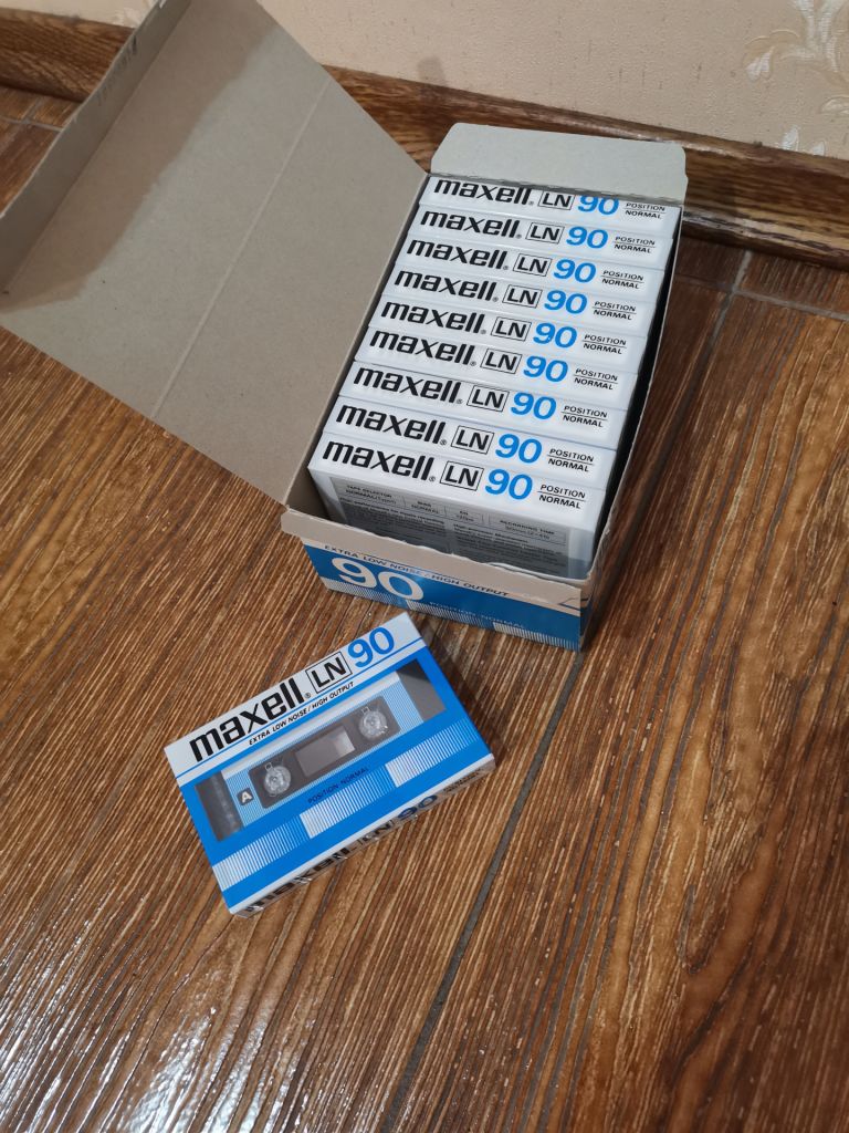 Аудио кассета Maxell LN90 - фото фото фото 3