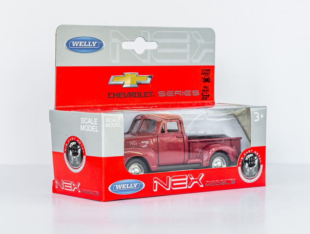 1:43 Chevrolet 3100 pickup 1953 red, WELLY #43708 - фото фото фото 0
