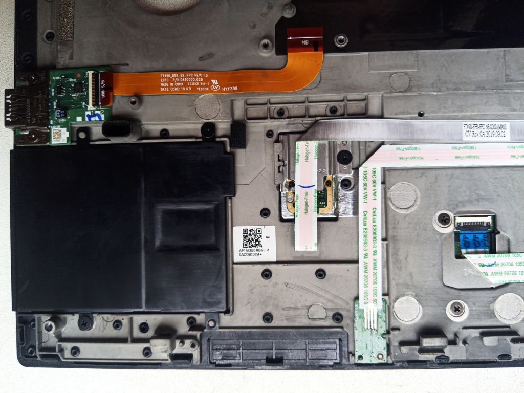 Б/У Топкейс на Lenovo ThinkPad T490 - фото фото фото 4