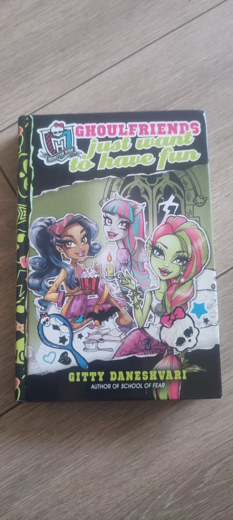 Monster High: Ghoulfriends Just Want to Have Fun Daneshvari Гитти Данешвари - фото фото фото 0