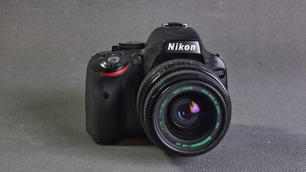 Зум объектив Quantaray-NF AF 35-80mm/4.0-5.6 Ф52mm байонет Nikon AF Multi-CoatedJapan Вживане - фото фото фото 2