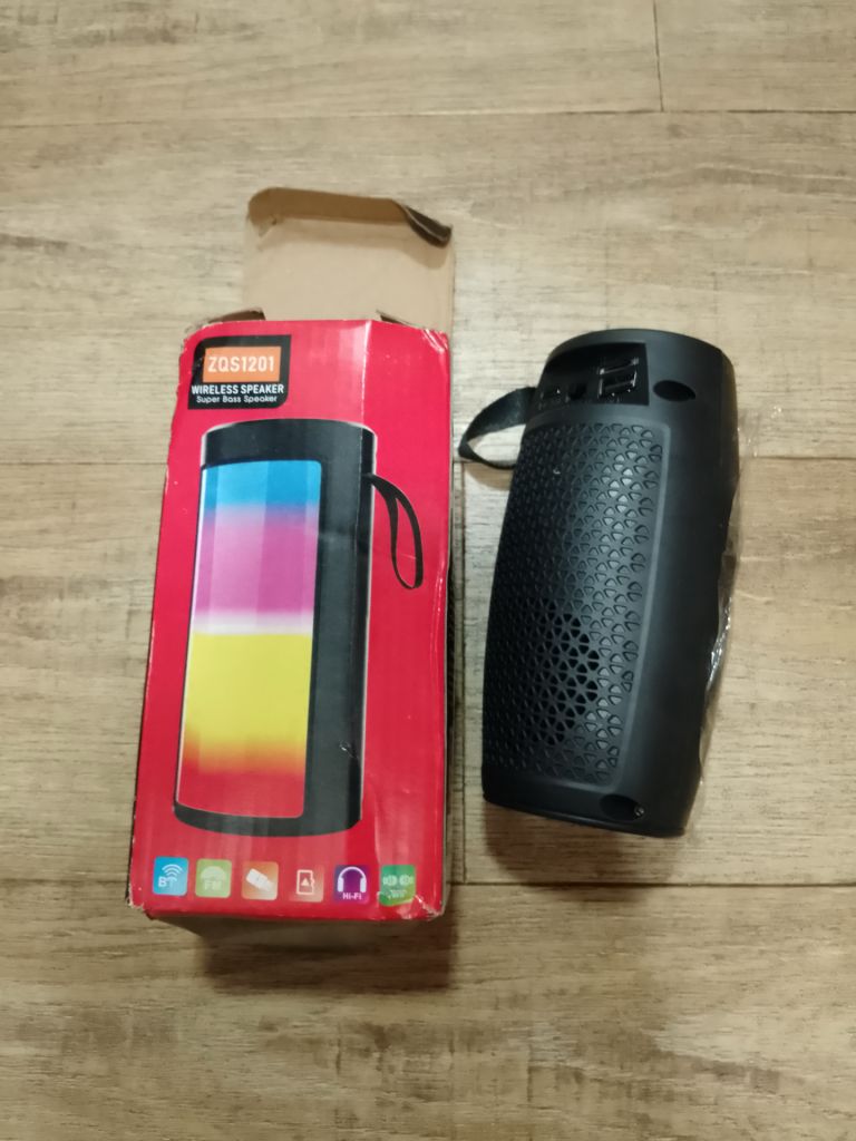 Портативна Bluetooth колонка ZQS1201 з LED підсвічуванням - фото фото фото 1