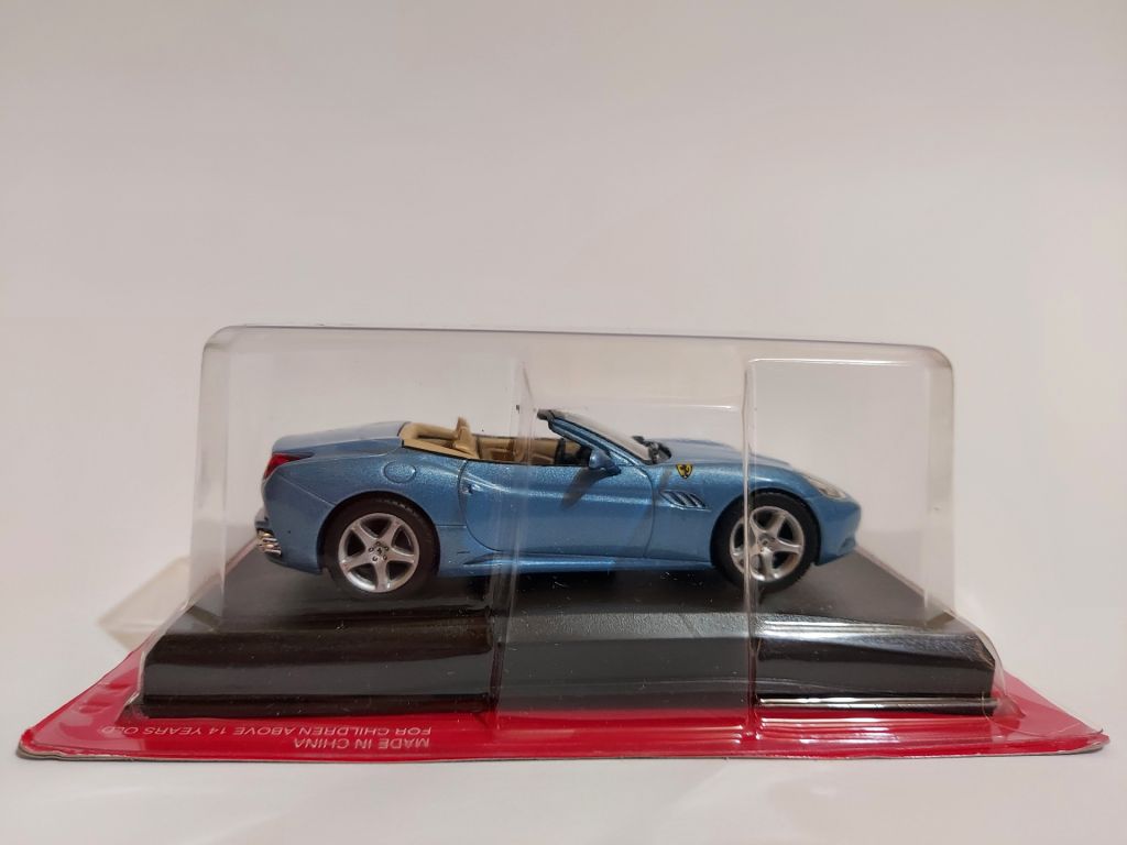 Altaya 1:43 Ferrari California  (2008) - фото фото фото 1