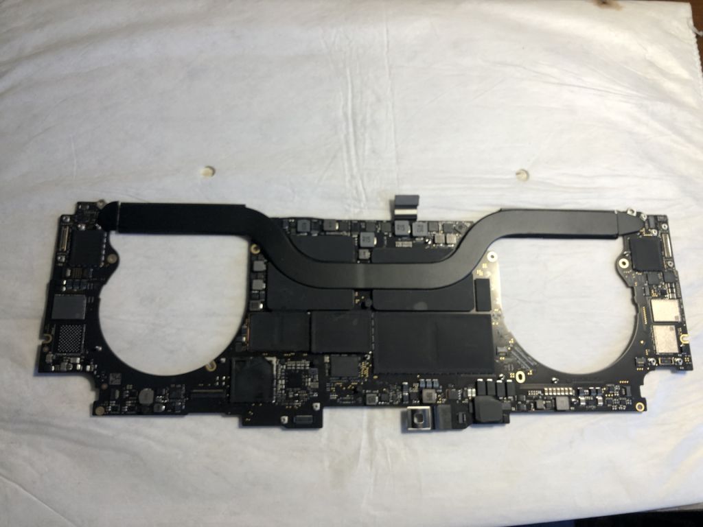 материнська плата  MacBookPro 16" A2141  не робоча. - фото фото фото 0