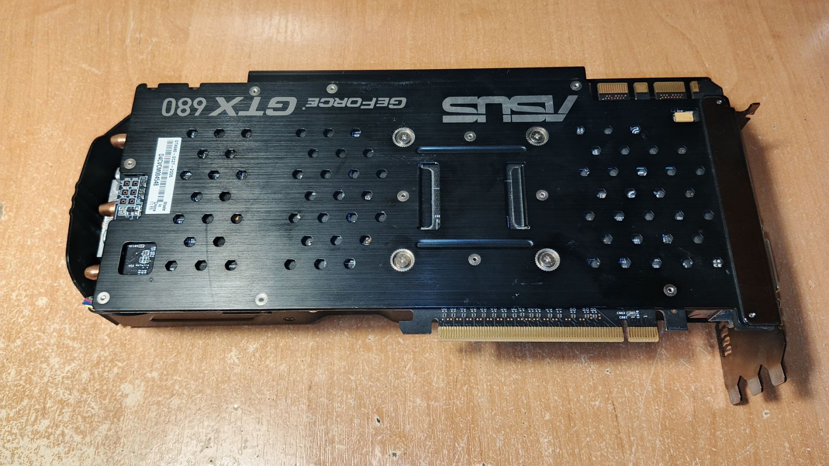 ВИДЕОКАРТА ASUS GTX 680 2GB DIRECTCU II TOP     (GTX680-DC2T-2GD5) - фото фото фото 2