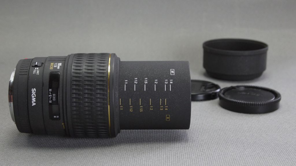 Об'єктив Sony AF Sigma 105mm/2.8 EX Macro макрообъектив для Sony/Minolta Ф58mm Вживане - фото фото фото 5