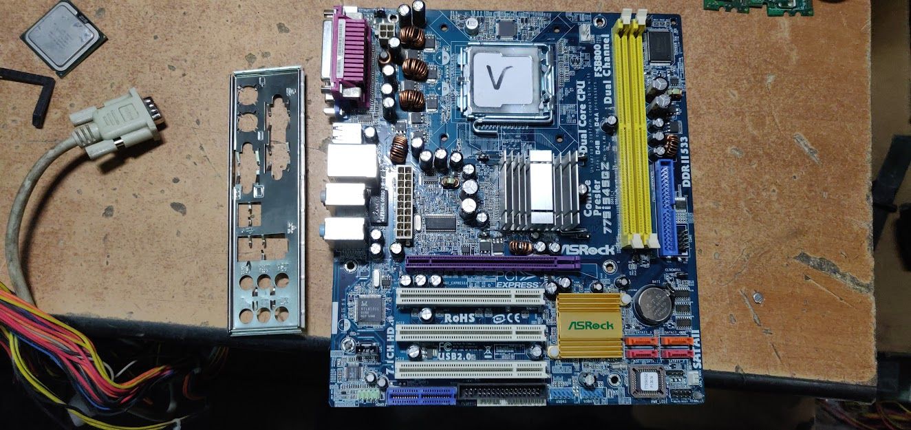 Мат. плата ASRock 775i945GZ LGA775 i945GZ PCI-E+SVGA+LAN SATA MicroATX 2DDR2 № 211211 - фото фото фото 0