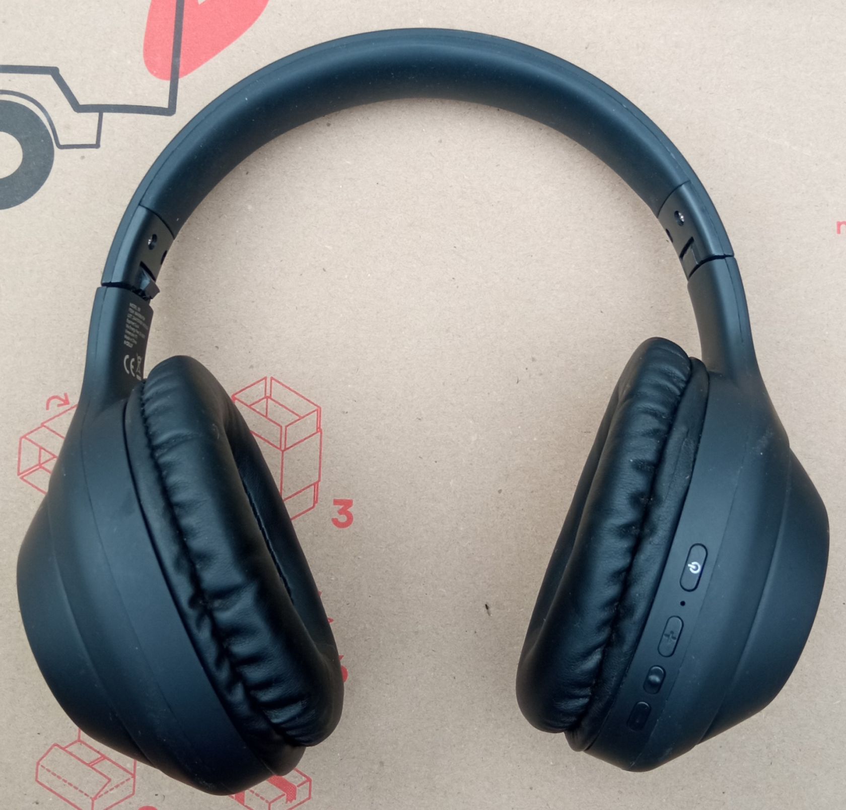Bluetooth-навушники з мікрофоном Celly Wavebeat B9   (Black) - фото фото фото 2