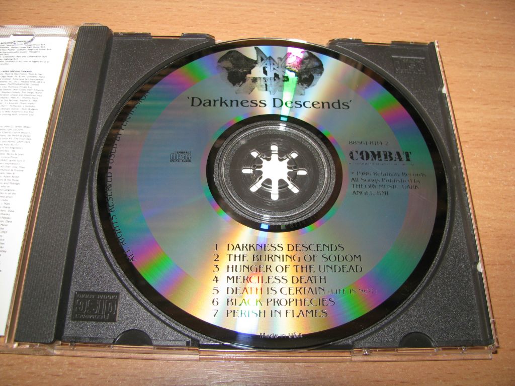 DARK ANGEL - Darkness Descends  (1987 Combat USA) - фото фото фото 2