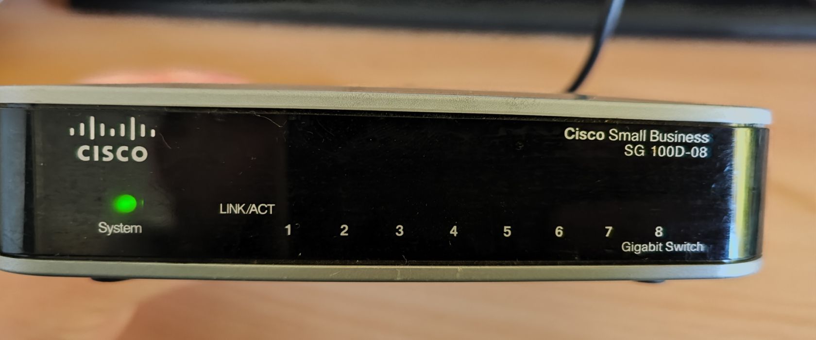 коммутатор Cisco SG100D-08 8-Port - фото фото фото 4