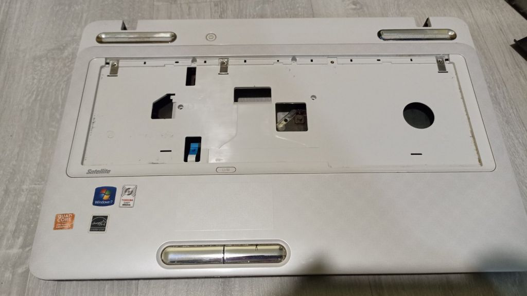 верх і корито Toshiba L775 L775D - фото фото фото 0