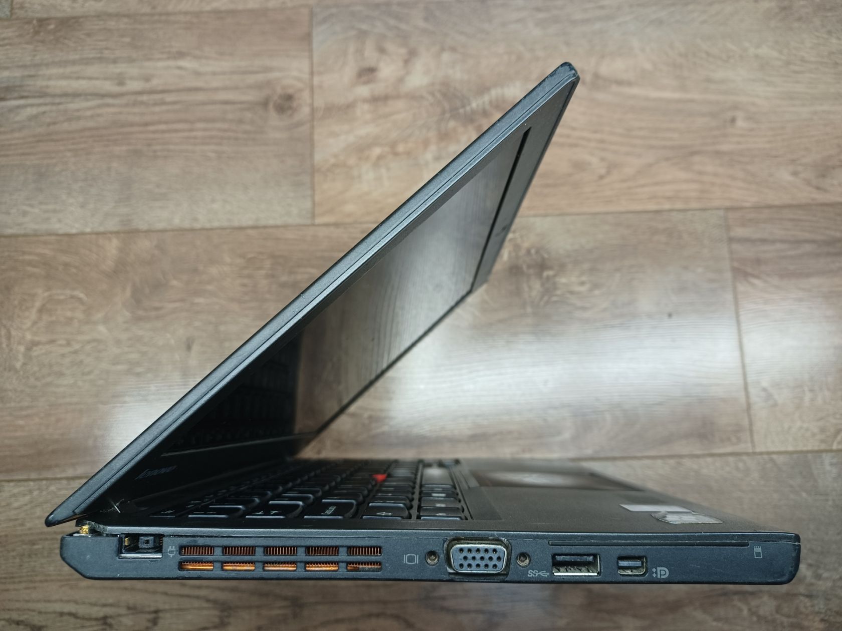 Ноутбук Lenovo ThinkPad X240 №192 - фото фото фото 10