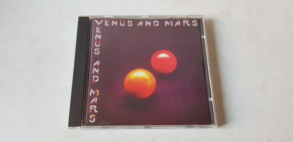 Wings Venus And Mars - фото фото фото 0