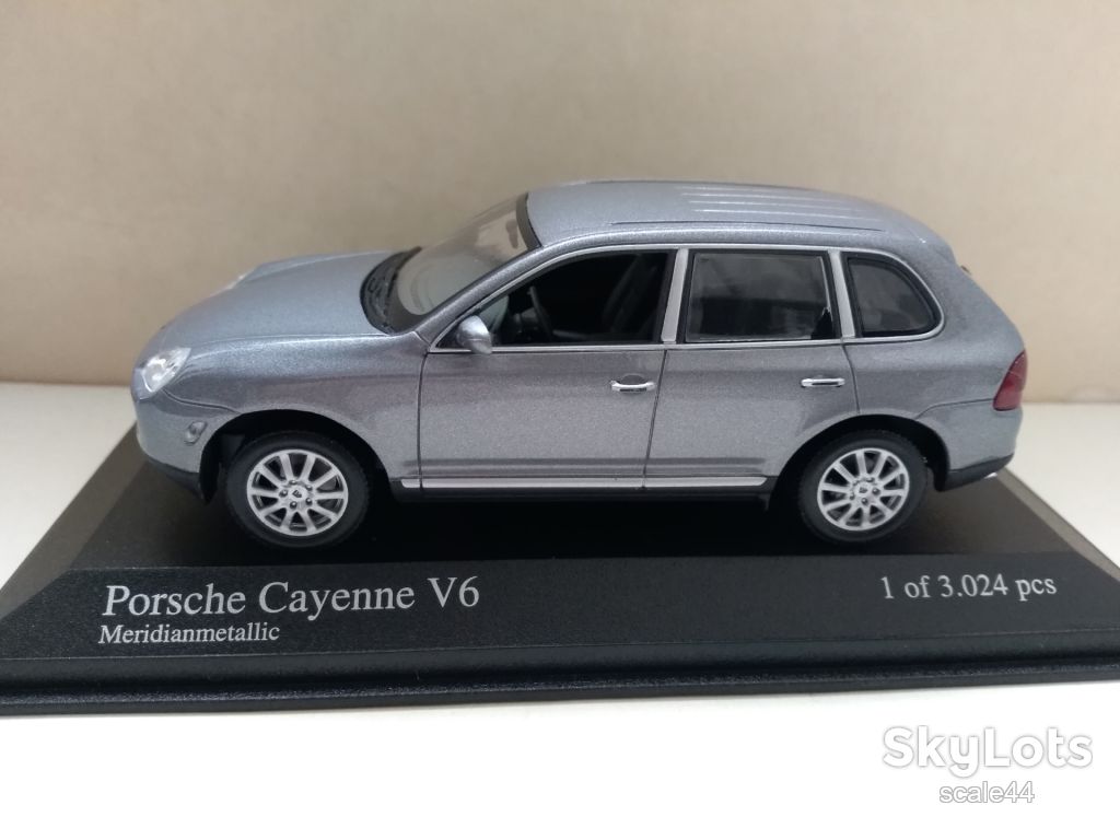 Porsche Cayenne V6.Minichamps.1/43 - фото фото фото 3