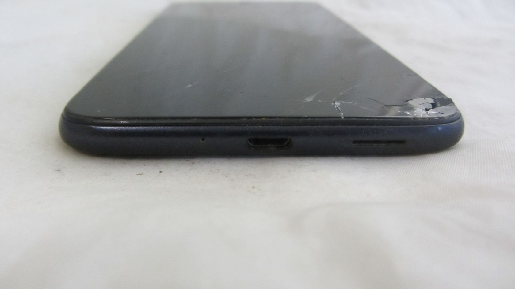 Asus ZenFone Max    (M2) Black - фото фото фото 1