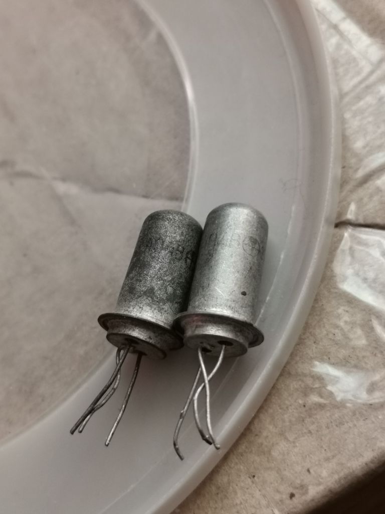 Транзистор ГТ404В - фото фото фото 0