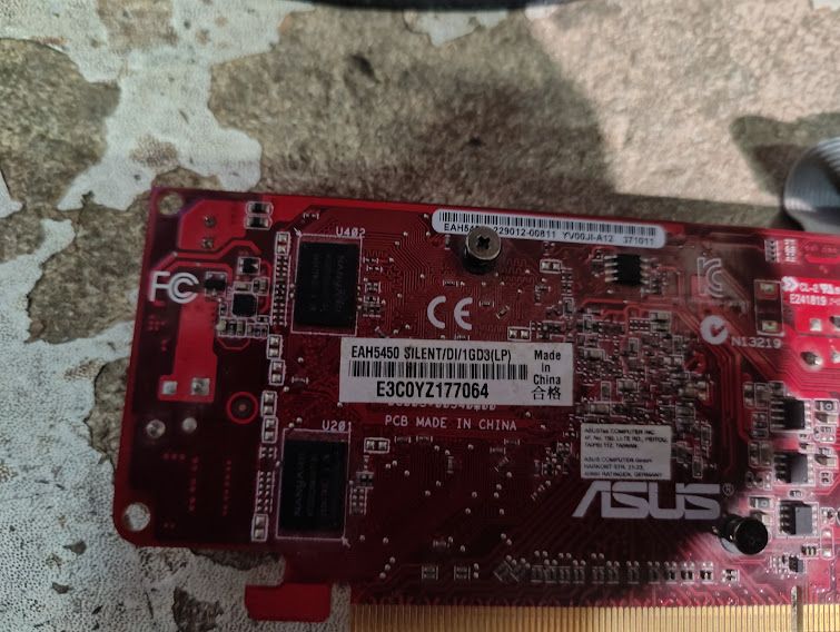Видеокарта Asus Radeon HD5450 EAH5450 SILENT/DI/1GD3  (LP) 1GB PCI-E № 250702104 - фото фото фото 3
