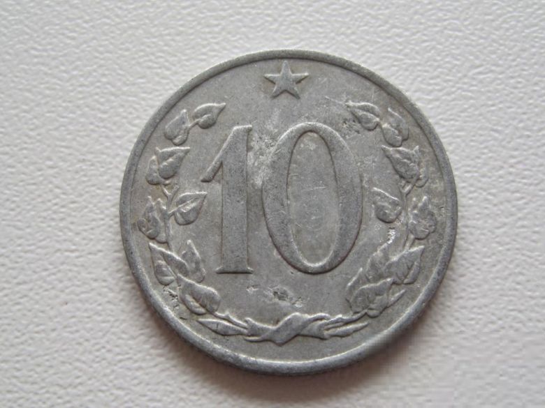 Чехословакия 10 геллеров 1967 года 25047 - фото фото фото 0