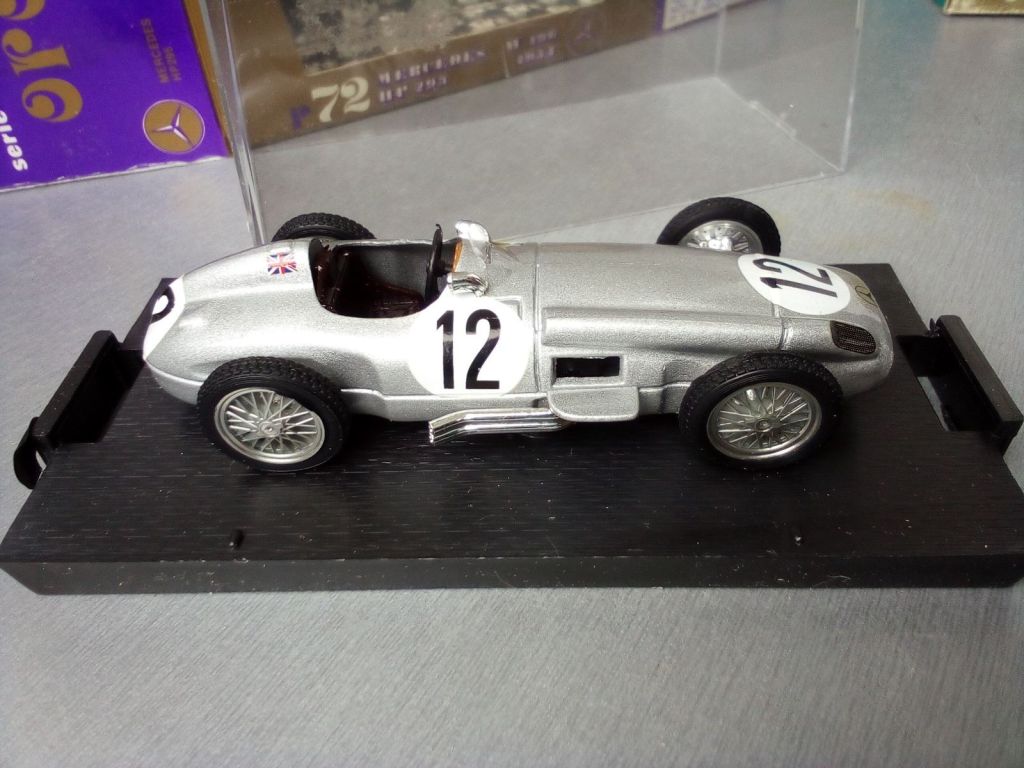 Brumm 1:43 MERCEDES W196 WINNER GR.BRITAIN GP 1955 STIRLING MOSS - фото фото фото 4