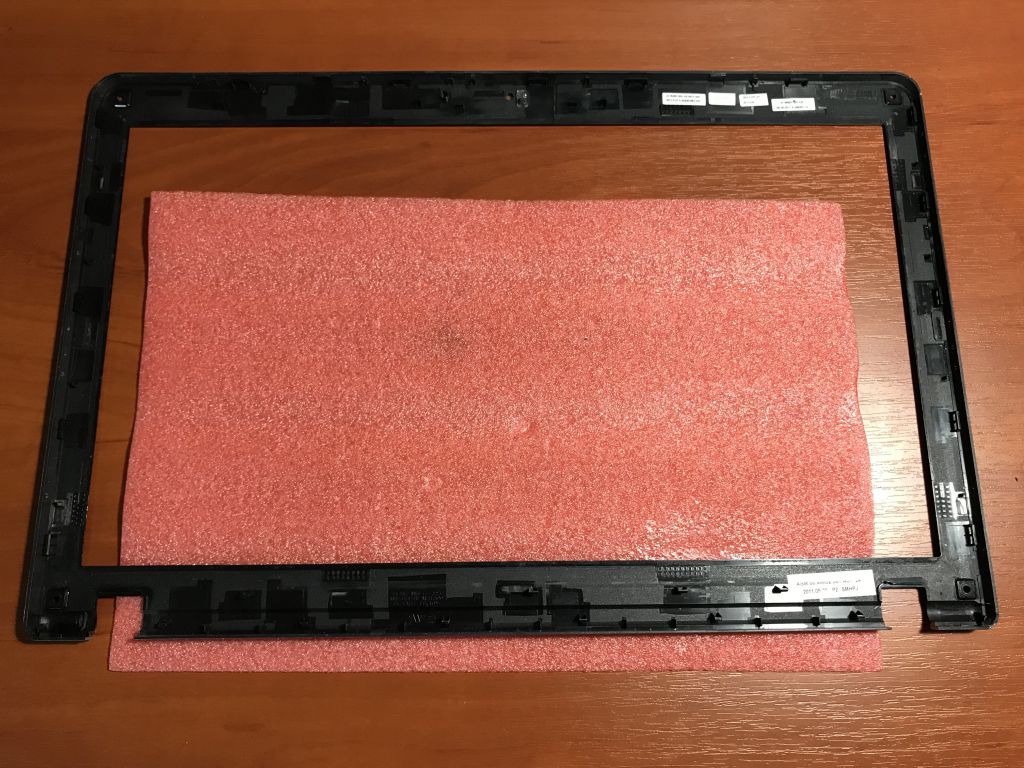 Lenovo E520 рамка матрицы - фото фото фото 3