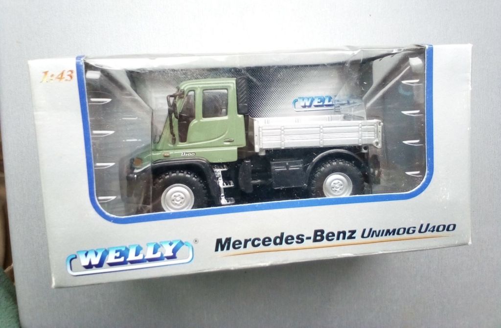 1/43 Welly Mercedes Benz Unimog U400 зелений - фото фото фото 1