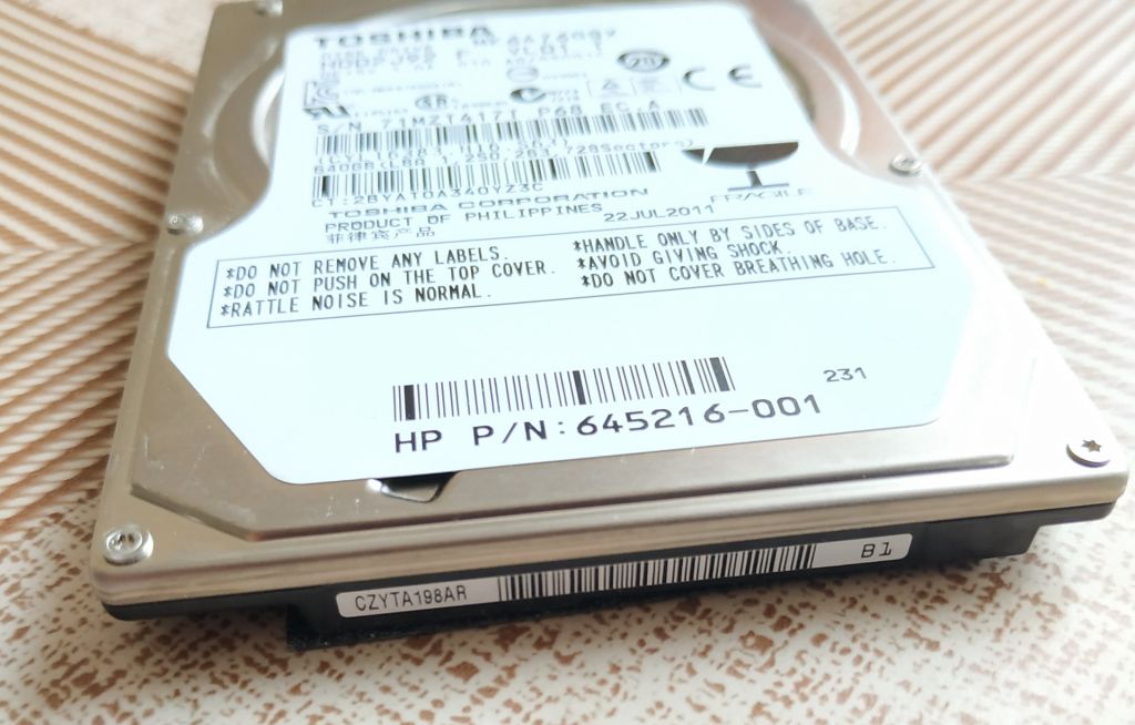 Toshiba MK6476GSX 640ГБ - фото фото фото 2