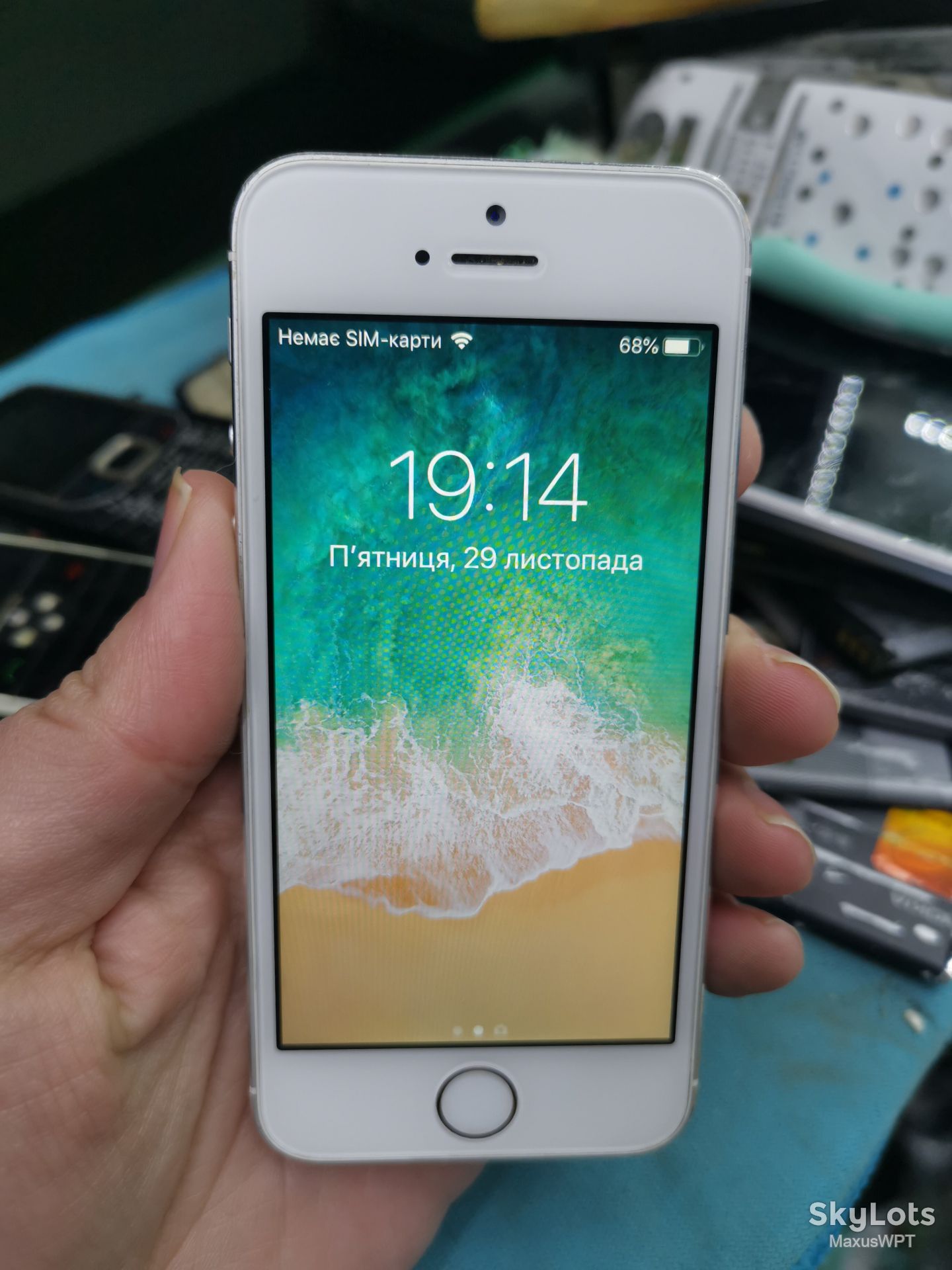 Shop Iphone 5s 16 silver white - фото фото фото 0