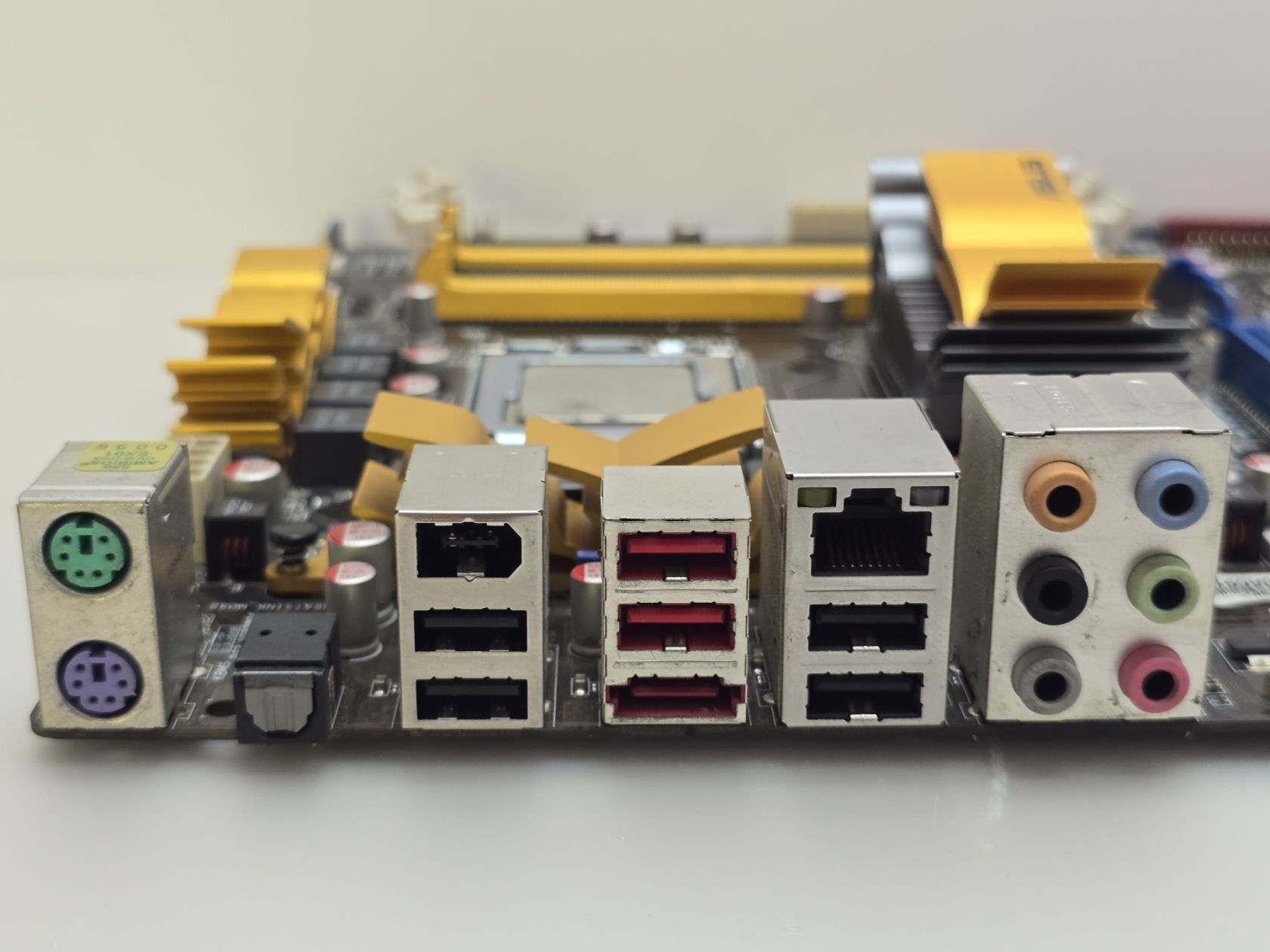 Материнська плата s775 ASUS P5QD  (Socket 775, DDR2/DDR3, P45, б/у) БРАК! НЕРОБОЧІ PCI!! - фото фото фото 1